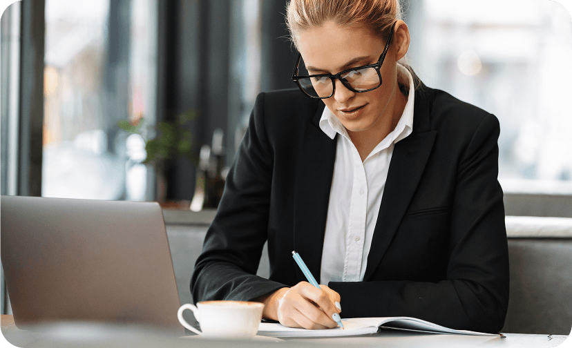 Professional reading French legislation